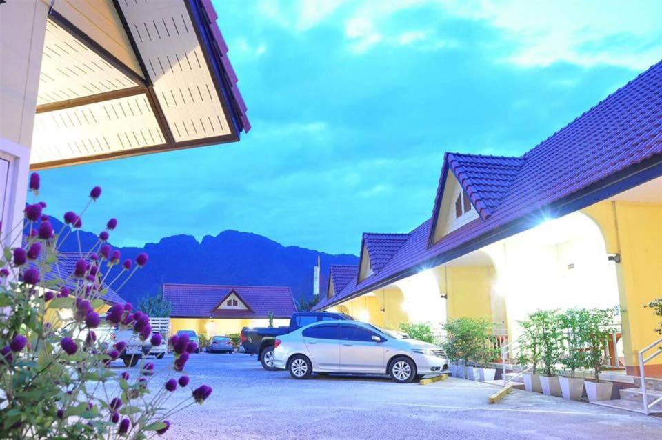 Rachawadee House Hotell Phang Nga Exteriör bild