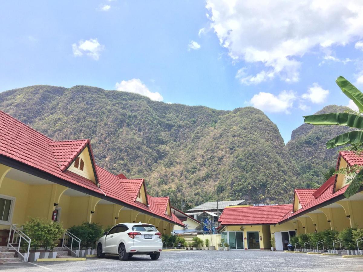 Rachawadee House Hotell Phang Nga Exteriör bild